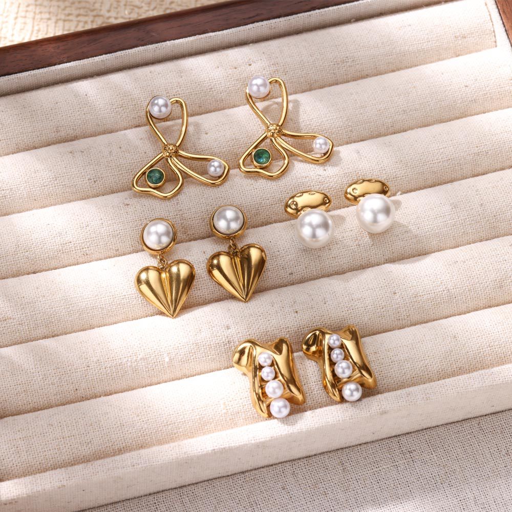 Retro Love Star Pendant Eardrops 18K Dold Pearl Inlaid Stainless Steel