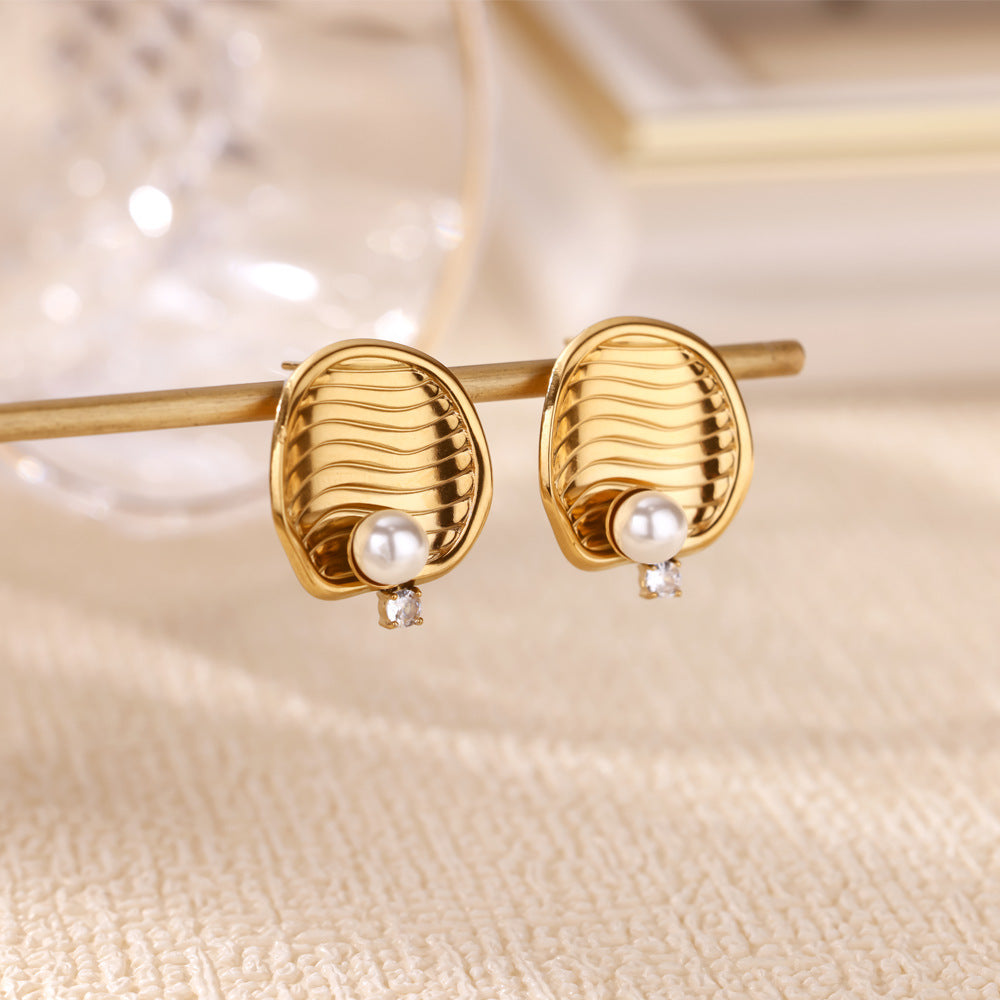 Retro Love Star Pendant Eardrops 18K Dold Pearl Inlaid Stainless Steel