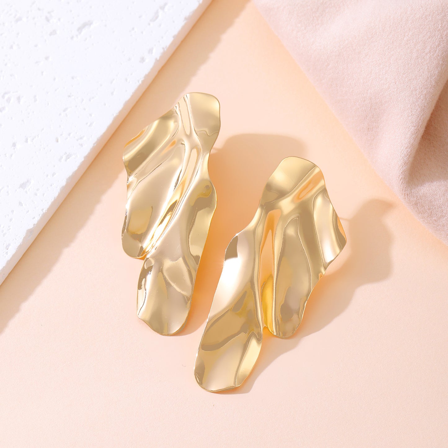 Geometric Ear Studs New Trendy Women's Irregular Metal Sequins Earrings
