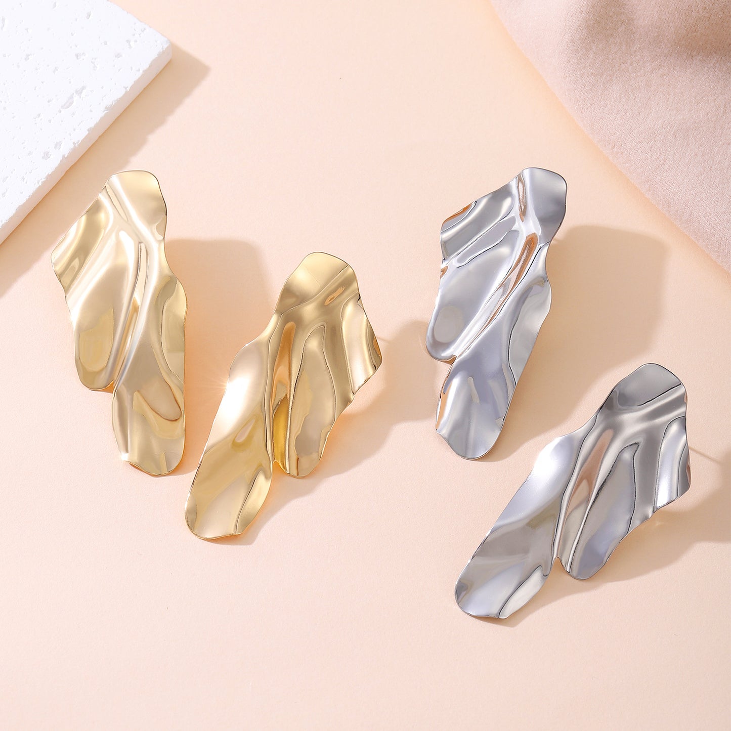 Geometric Ear Studs New Trendy Women's Irregular Metal Sequins Earrings