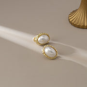 Simple Fashion Twist Oval Pearls Non-piercing Earrings