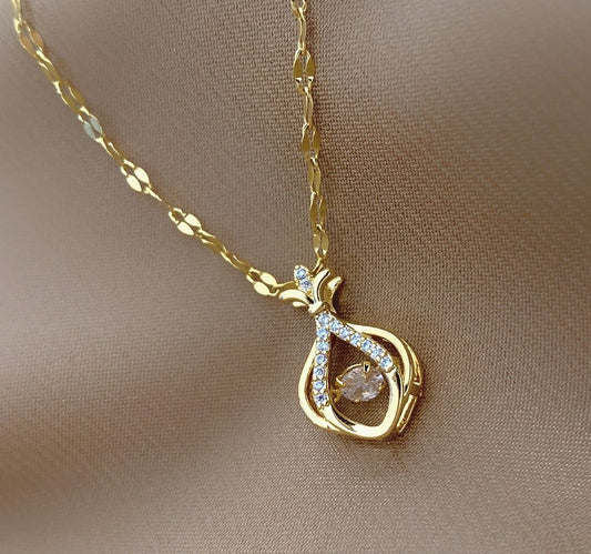 Necklace,with Golden Flower ,and beautiful Diamond