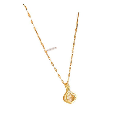 Necklace,with Golden Flower ,and beautiful Diamond